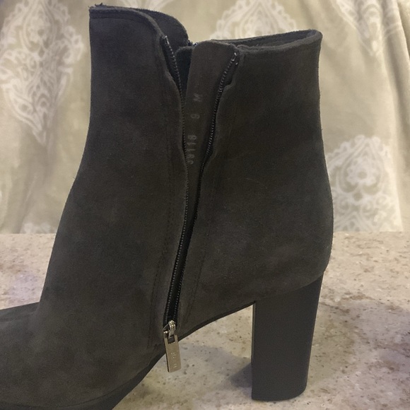 NWOT La Canadienne MILA Suede Gray Leather Bootie Size 9 - Picture 5 of 9